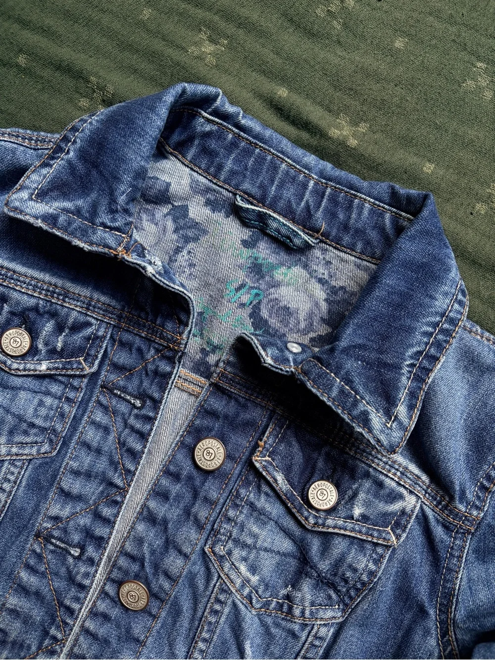 Aeropostale Cropped Blue Denim Jacket - Classic Jean Jacket